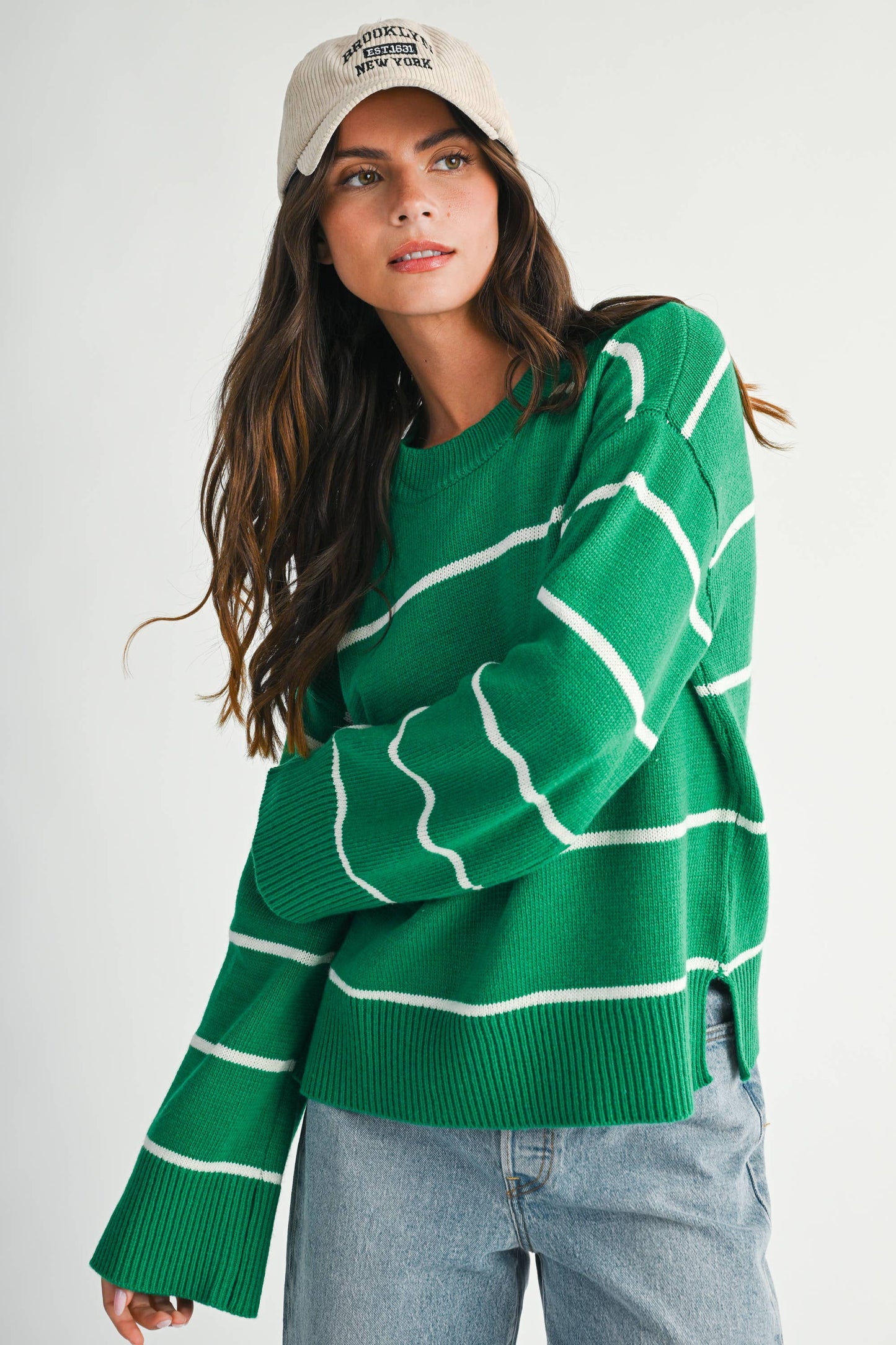 3493IK Relaxed Stripe Side Slit Sweater