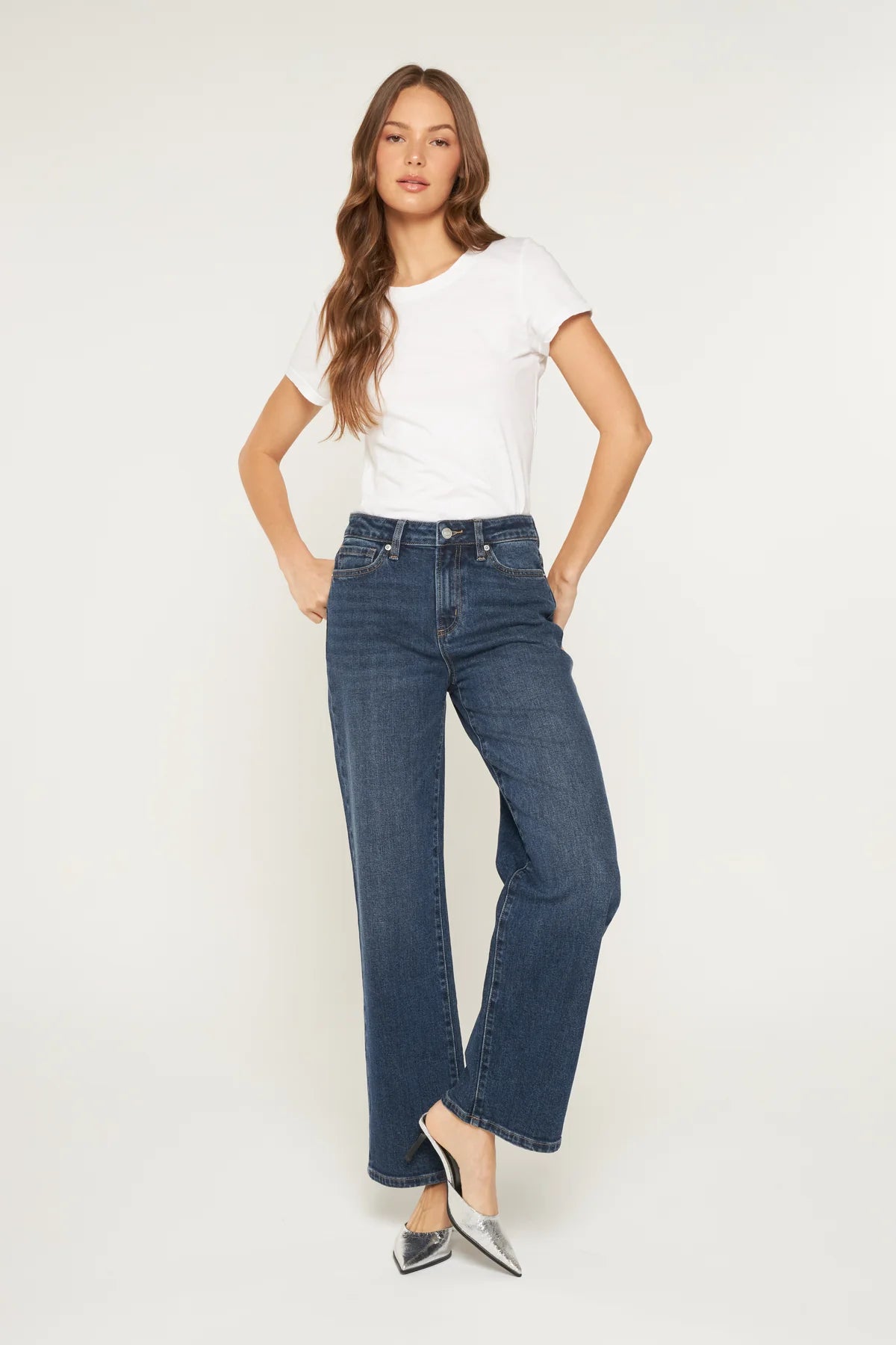 MICA Denim High Rise Loose Fit Straight Let