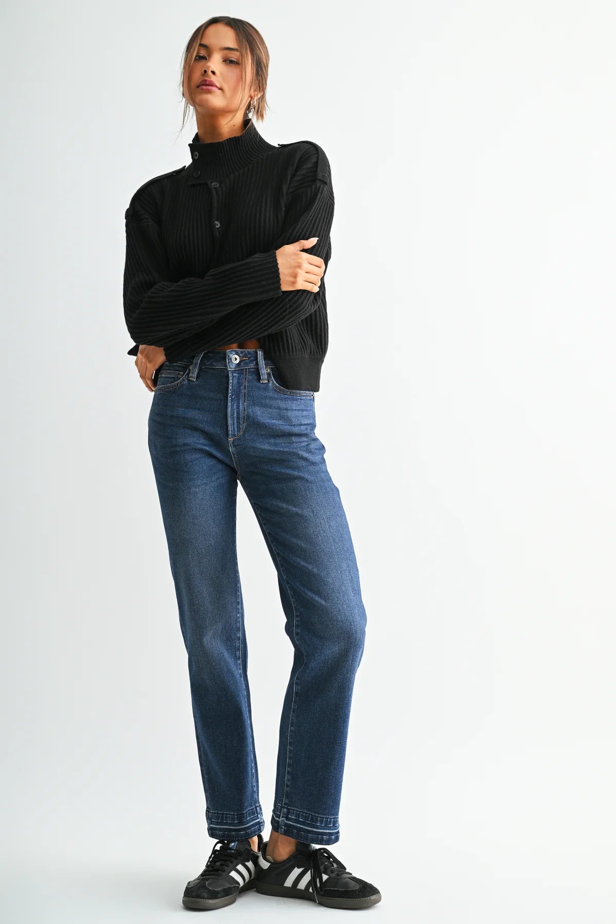 MICA High Rise Loose Fit Straight Leg