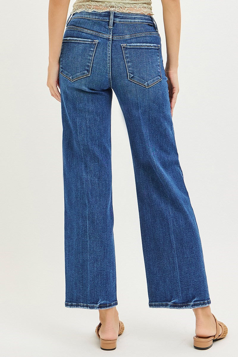 Risen High Rise Ankle Length Straight Jeans