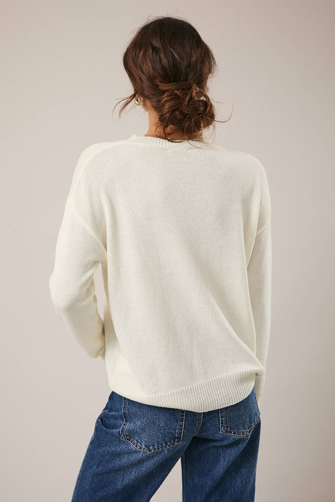 Round Neckline Lake Sweater