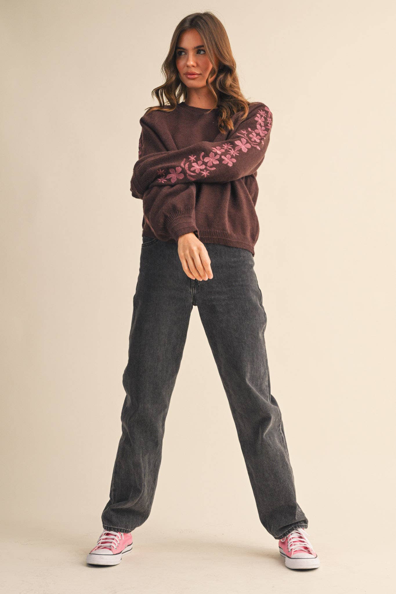 Pullover Sweater with Floral Embriodered Sleeves