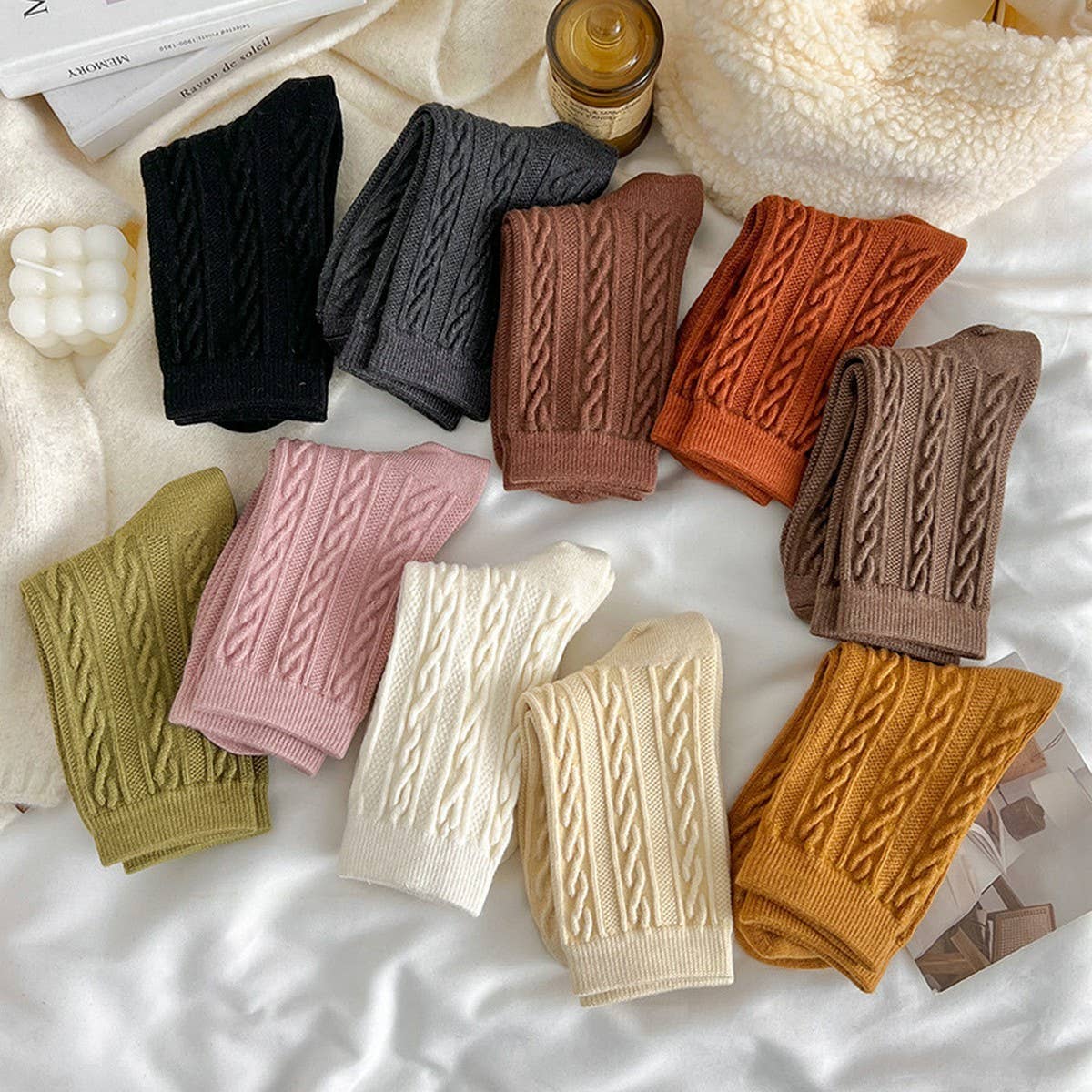 Solid Color Retro Twisted Diamond Texture Warm Pile Socks