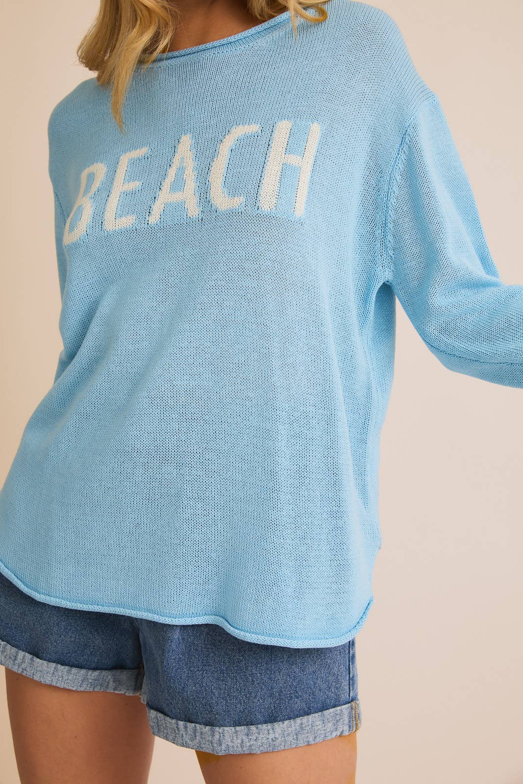 ROUND NECK LONG SLEEVE "BEACH" LIGHT WEIGHT SWEATER