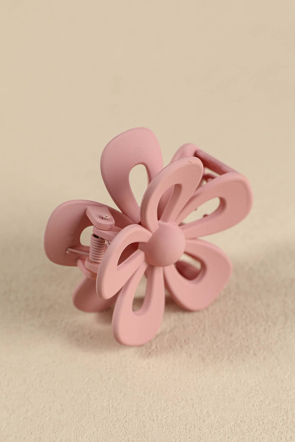 Sweet Hollowed Flower Shape Claw Clip