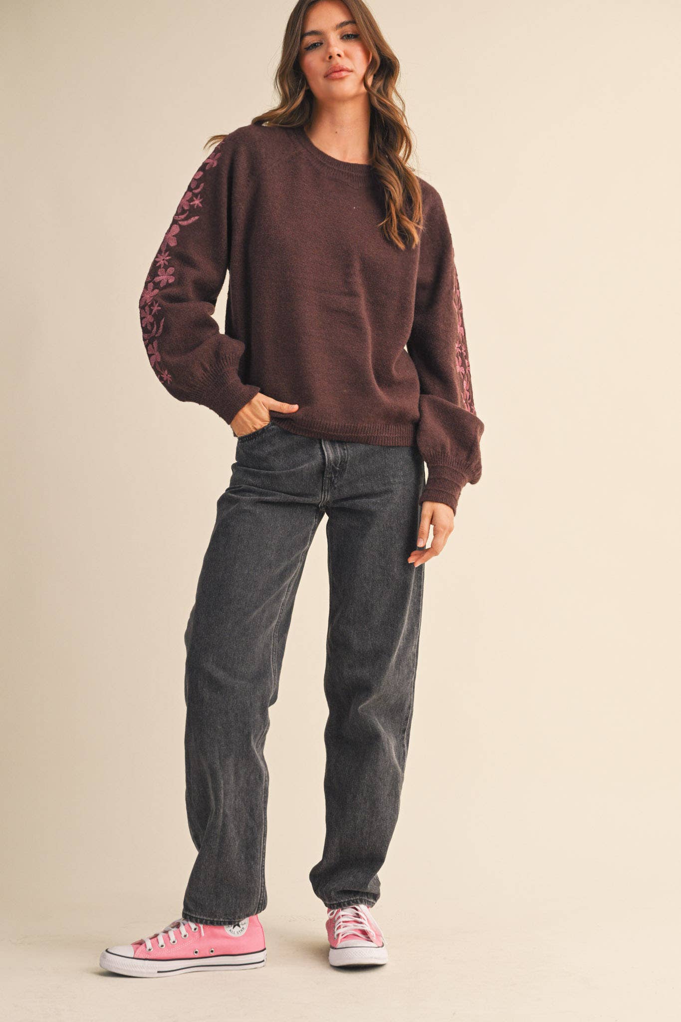 Pullover Sweater with Floral Embriodered Sleeves