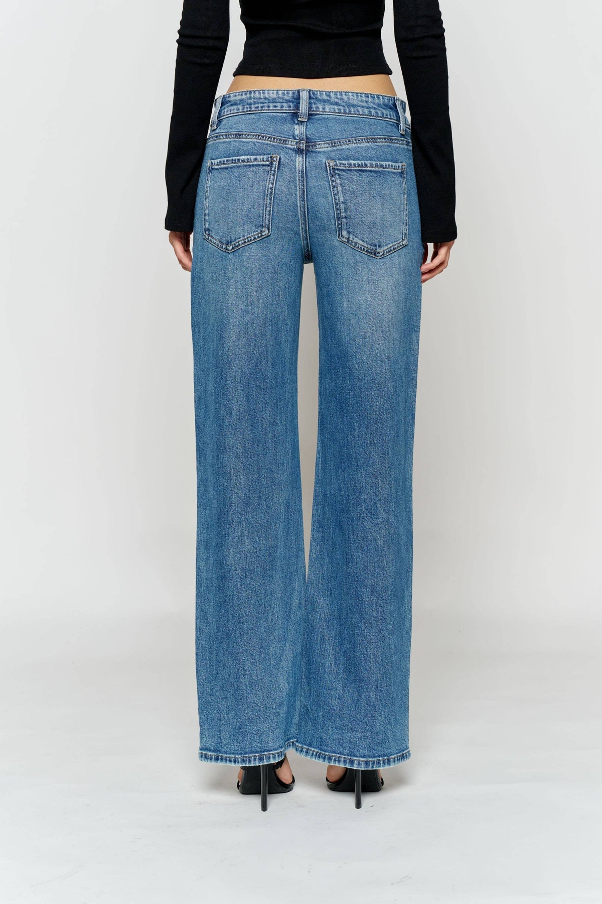 Mid Rise Relaxed Wide Leg Jeans