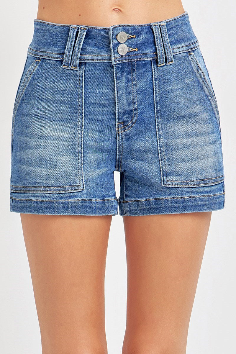 Risen Jean Shorts in Medium Wash
