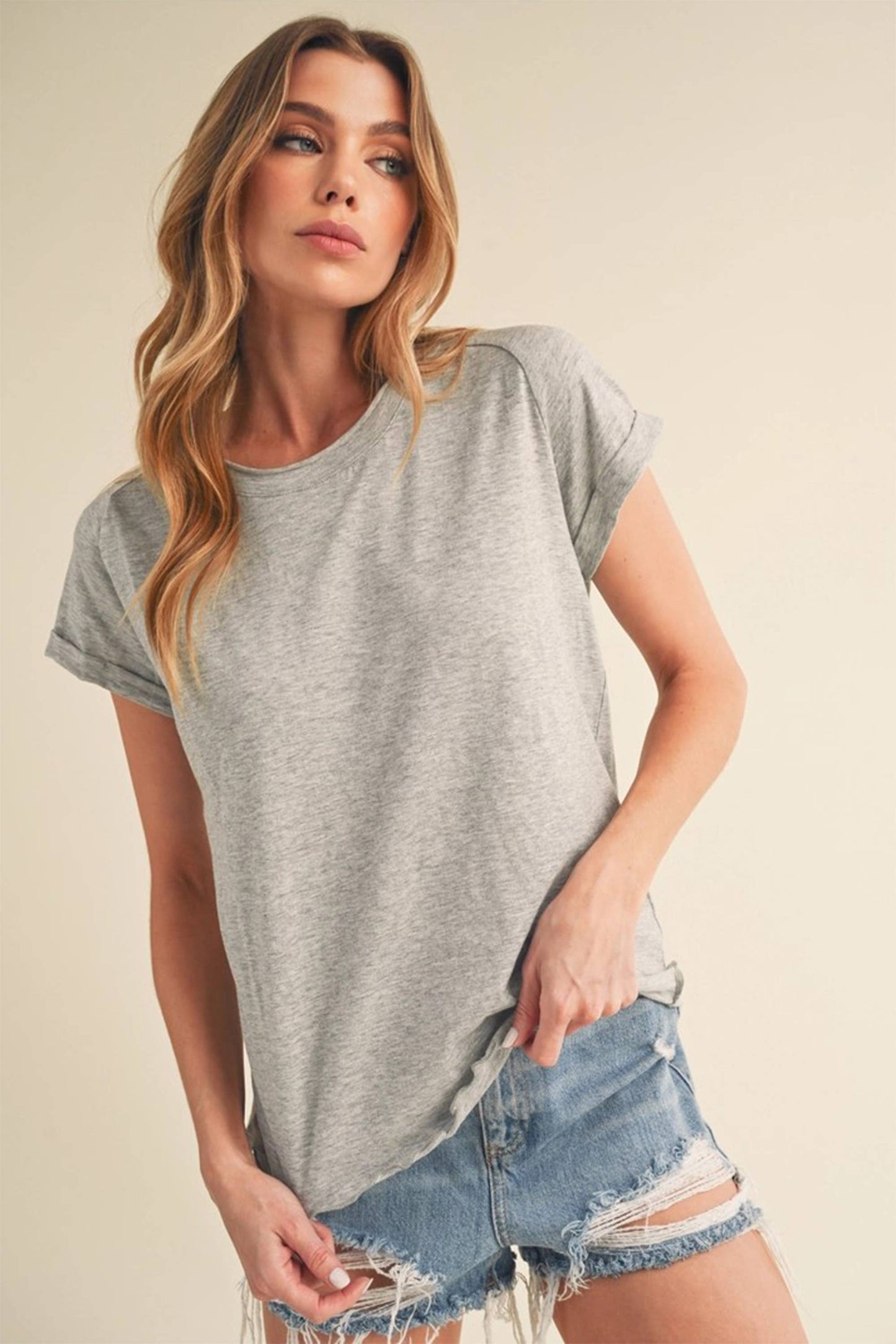 Gwen Tee
