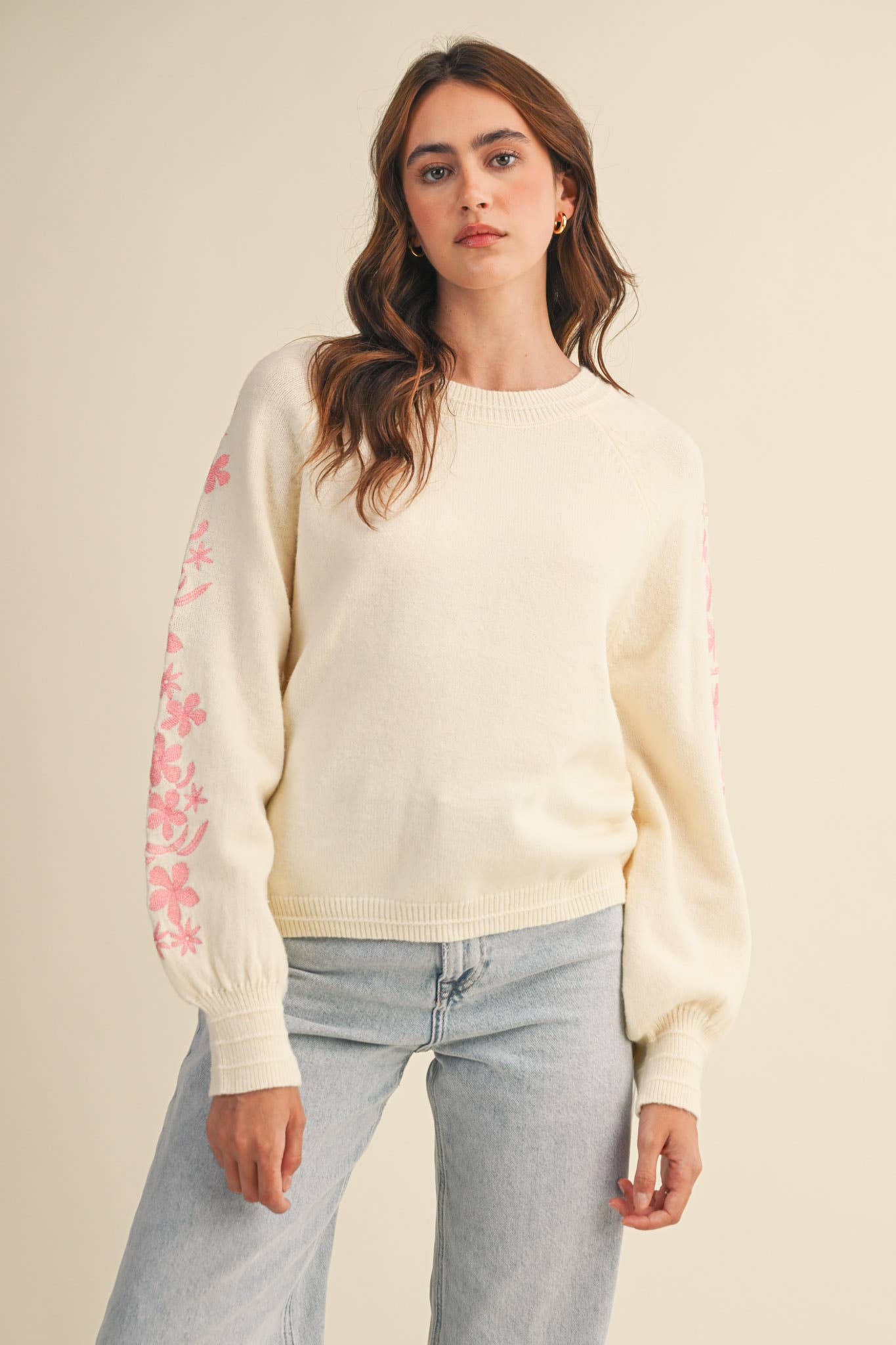 Pullover Sweater with Floral Embriodered Sleeves